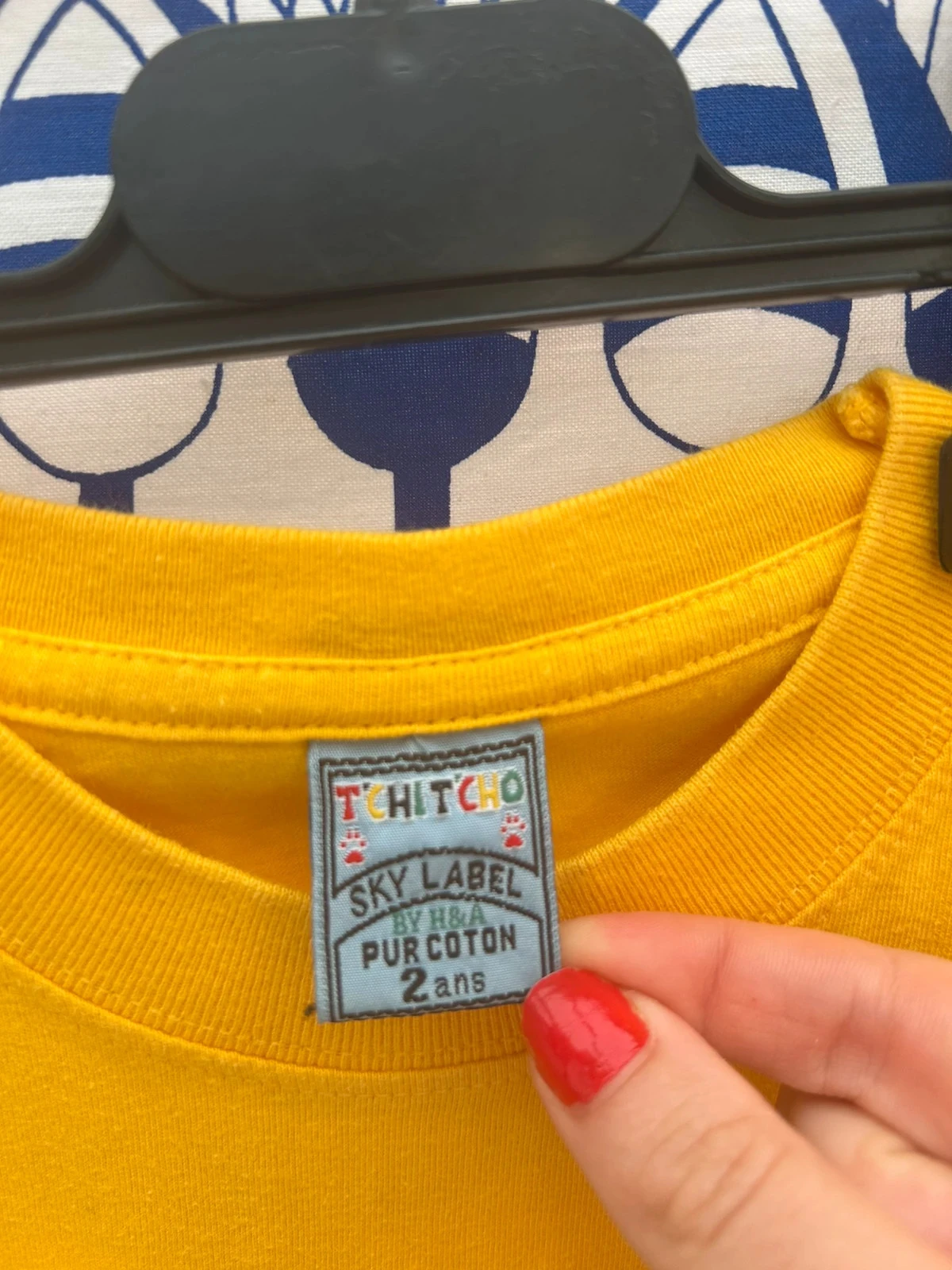 Camiseta amarilla de 2 años bordada con ositos Aix-les-Bains – photo 2